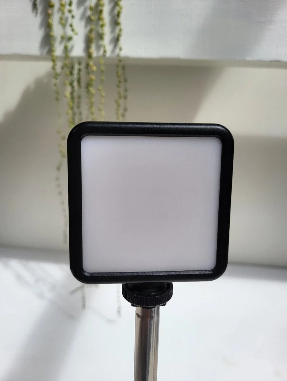 Promaster Basis Connect LED Rechargeable Portable Bi Color On Camera Light EUC